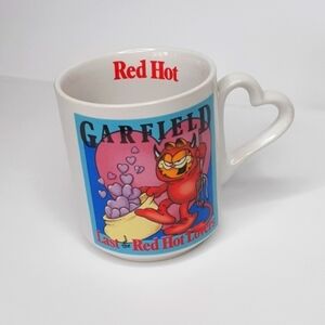 Garfield - Coffee Mug - Red Hot Lover